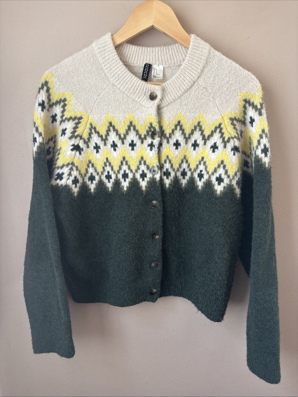 H&M Printed Cardigan Sweater Womens M Thick Knit Open Front Cozy Layering